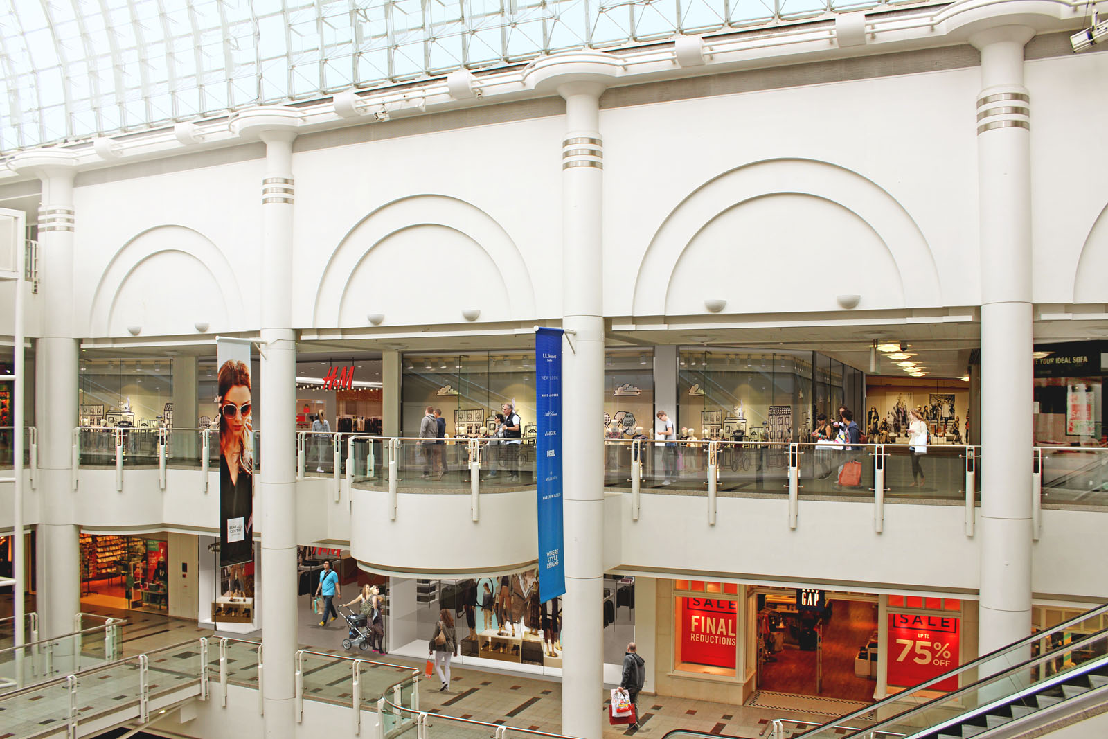 CGI-Visual-Shopping Centre-Bental-02.jpg